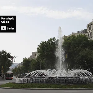 Pensio Cerdanya Гостевой дом Барселона